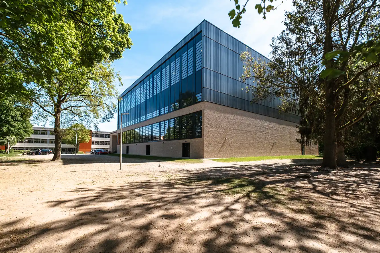 Sportzentrum-Ronzelentraße13